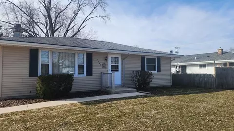 1245 Macarthur, Sheboygan, WI 53083