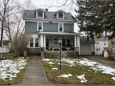 117 N Copeland, Jefferson, WI 53549