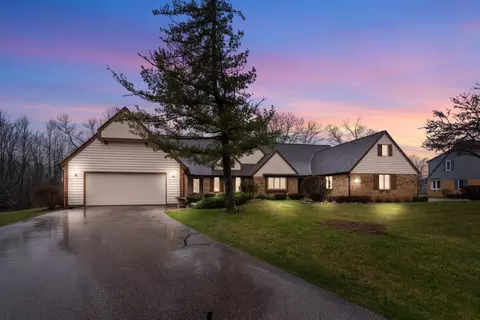 12309 N Golf, Mequon, WI 53092
