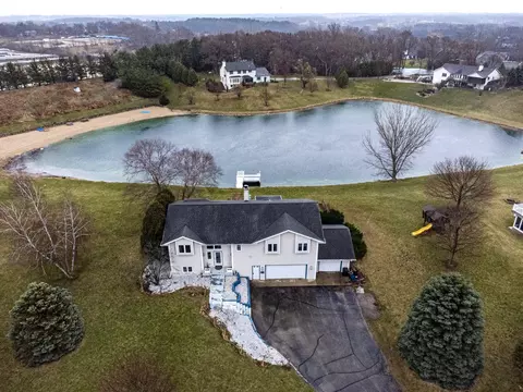 w5059 Clearwater Lane, Sugar Creek, WI 53121