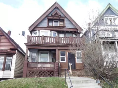 3331 N 8th #3333, Milwaukee, WI 53206