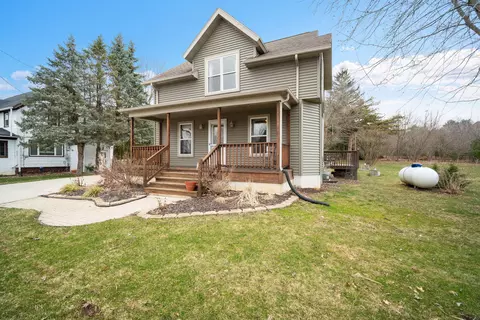 n447 County Road S, Auburn, WI 53040