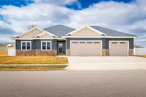 1240 Crockett, Holmen, WI 54636