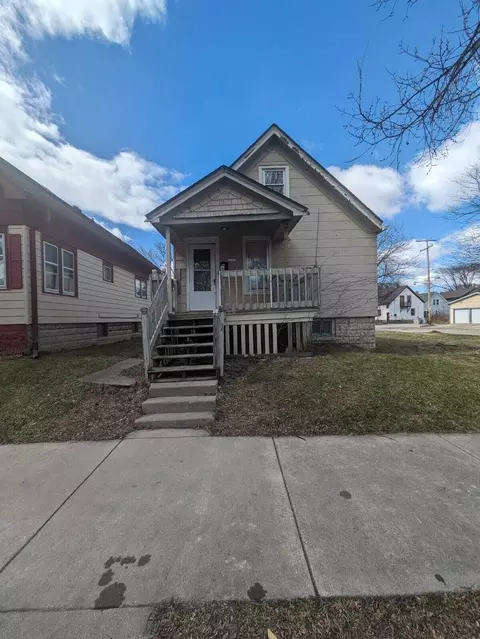 3173 N 41st, Milwaukee, WI 53216