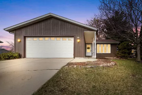 925 Wheelock, Hartford, WI 53027