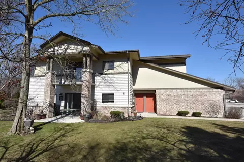 500 W Bender #87, Glendale, WI 53217