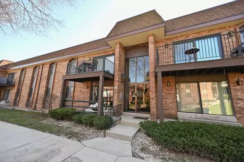 9310 W Forest Home #1, Greenfield, WI 53228