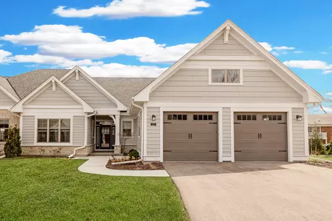 6115 W Woods #7A, Mequon, WI 53092