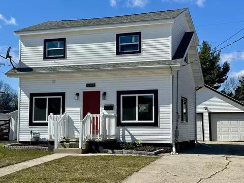 1244 Arlington, Manitowoc, WI 54220