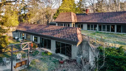 e4827 Horseshoe Road, Spring Green, WI 53588