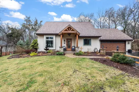 177 Evelyn, Delafield, WI 53018
