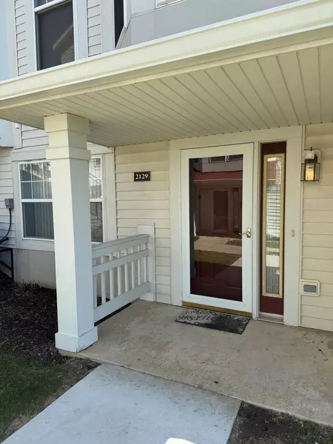 2129 Landings, Delavan, WI 53115