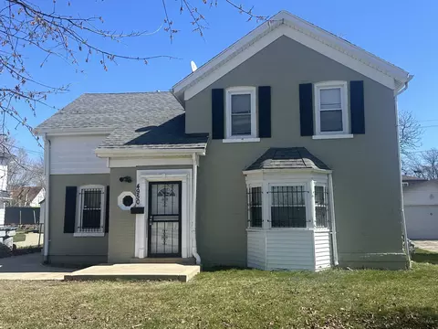 4950 N 40th, Milwaukee, WI 53209