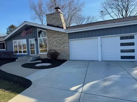 740 Woelfel, Brookfield, WI 53045