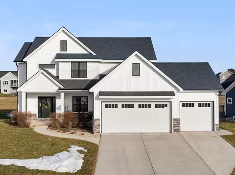 6570 Pleasant Pr, Windsor, WI 53598