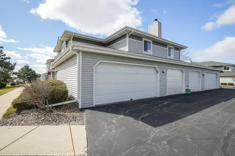 6611 Mariner #8, Mount Pleasant, WI 53406