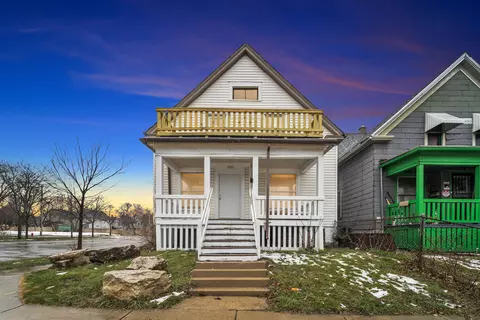 2901 N 11th, Milwaukee, WI 53206