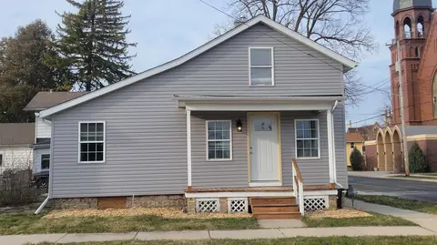 416 Jones, Watertown, WI 53094