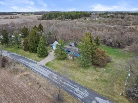 n5340 Bakertown Drive, Concord, WI 53178