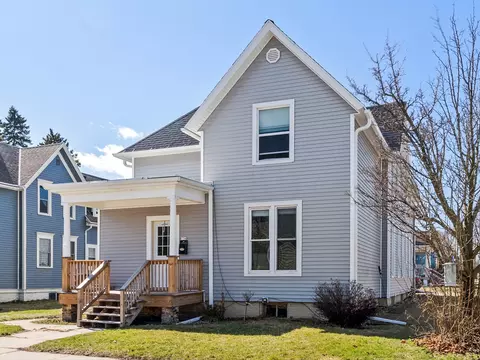 734 N 10th, Manitowoc, WI 54220