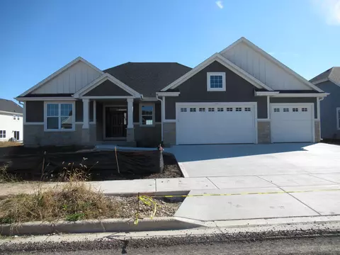 1623 Switchgrass, Oconomowoc, WI 53066