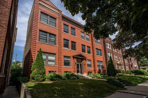 2527 N Stowell #3, Milwaukee, WI 53211