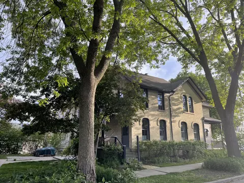 1750 N Palmer, Milwaukee, WI 53212