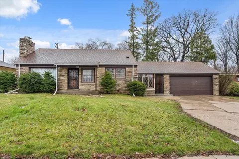 4411 W Custer, Milwaukee, WI 53218