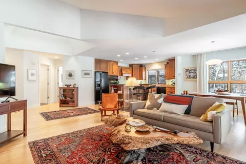 698 Treehouse #A, Kohler, WI 53044