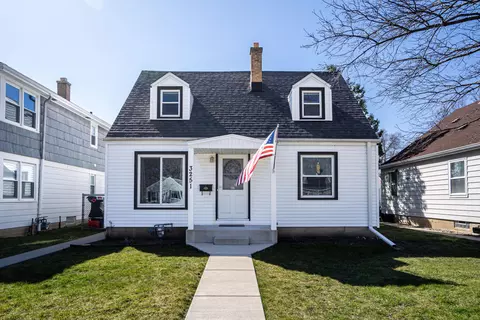 3251 N 87th, Milwaukee, WI 53222