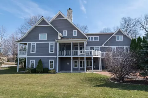 w258s7635 Prairieside, Waukesha, WI 53189