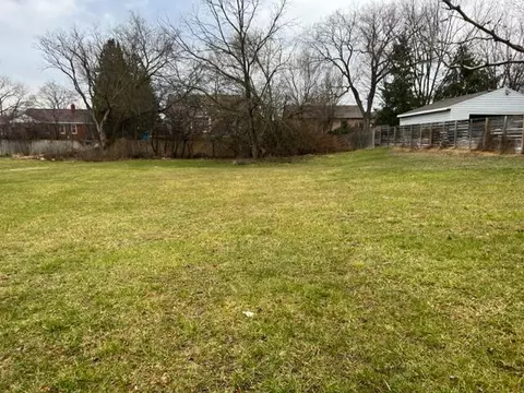 6555 N 106th, Milwaukee, WI 53224
