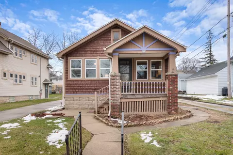 220 N 59th, Milwaukee, WI 53213