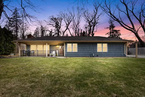 5545 S Frances, New Berlin, WI 53151