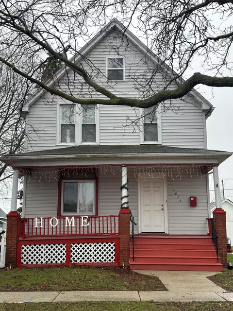 1913 62nd, Kenosha, WI 53143