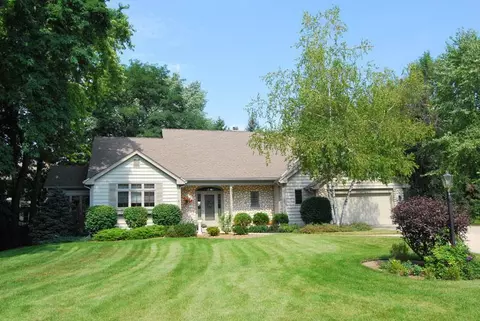 1115 Bawden, Brookfield, WI 53045