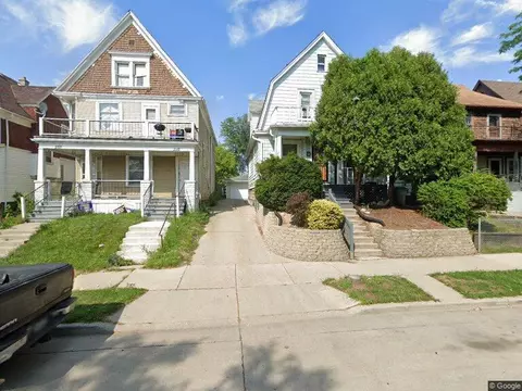 2517 N Richards, Milwaukee, WI 53212