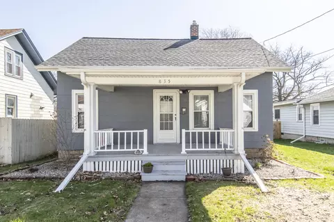 835 Perkins, Waukesha, WI 53186