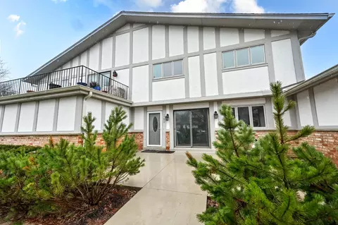 17677 Nassau, Brookfield, WI 53045