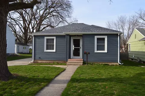 804 Milwaukee, Waukesha, WI 53188