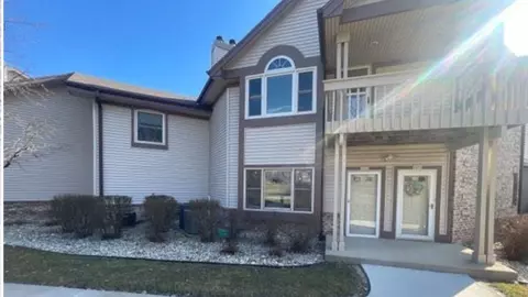 3618 W Rawson, Franklin, WI 53132