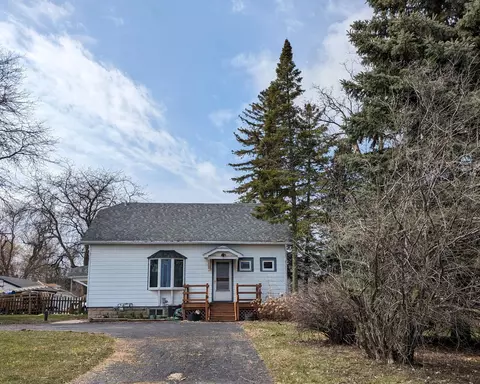 4011 W Howard, Greenfield, WI 53221