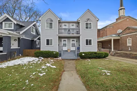 3059 N Downer #3061, Milwaukee, WI 53211