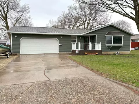 407 S Ohio, Prairie Du Chien, WI 53821