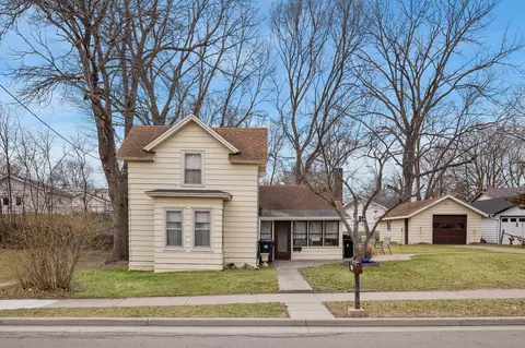 313 4th, Onalaska, WI 54650