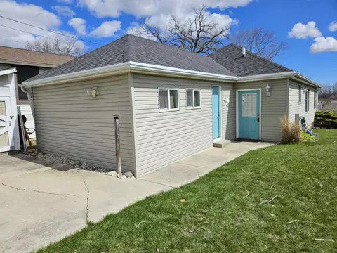 7701 W Wind Lk, Norway, WI 53185