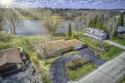 3306 Elwood, Mount Pleasant, WI 53406