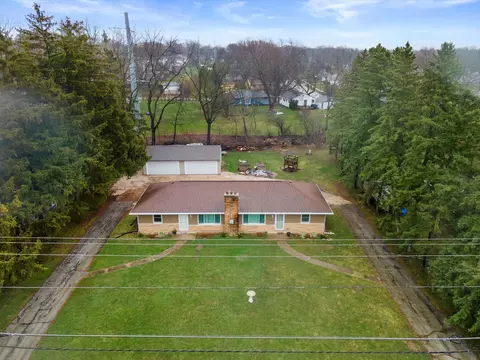 1401 N Grandview #1403, Waukesha, WI 53188