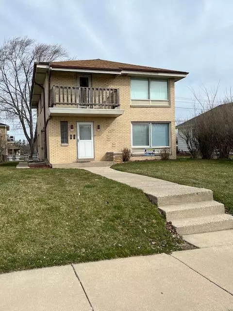 8722 W Capitol #8724, Milwaukee, WI 53222