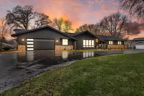 15635 Kata, Elm Grove, WI 53122